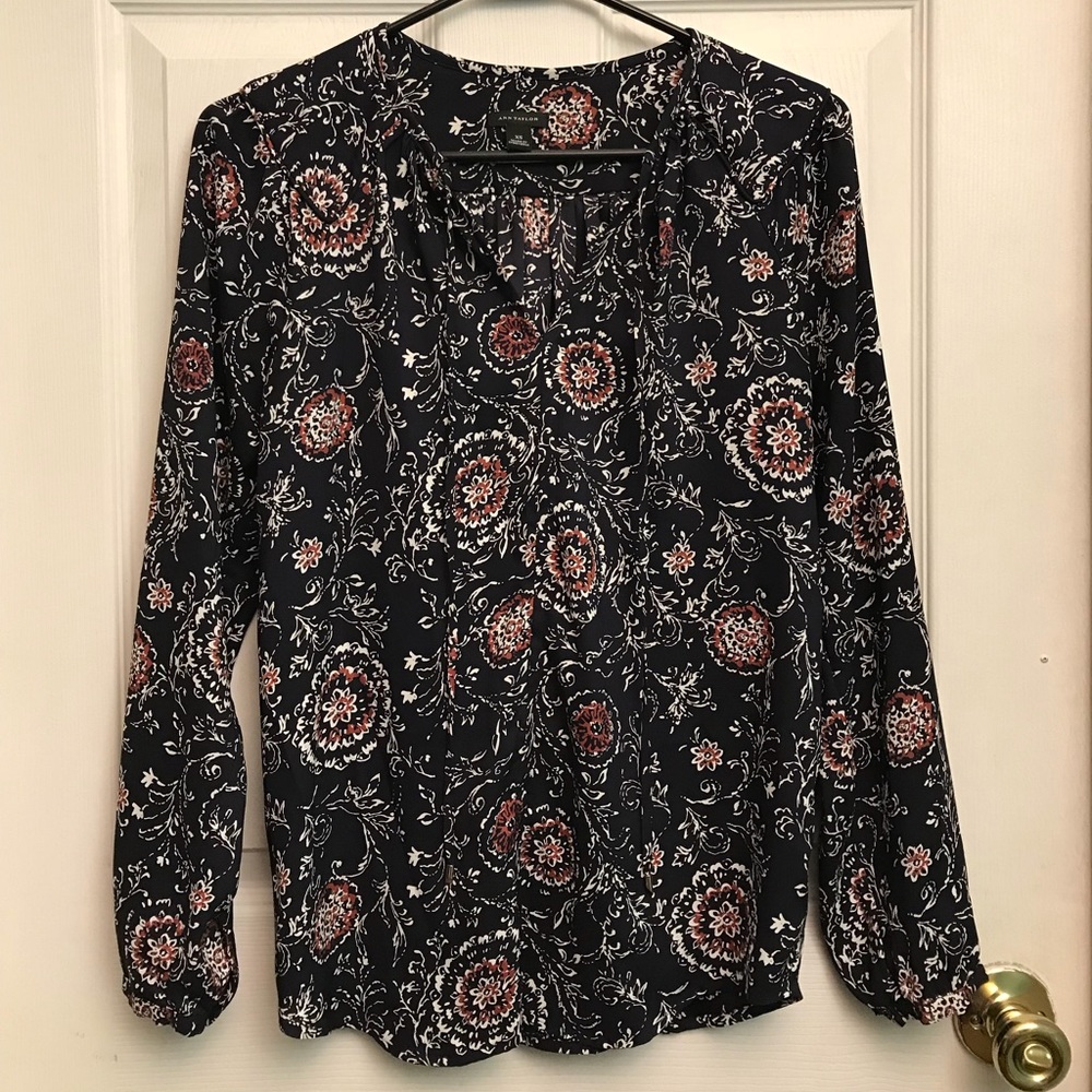 Ann Taylor XS Top